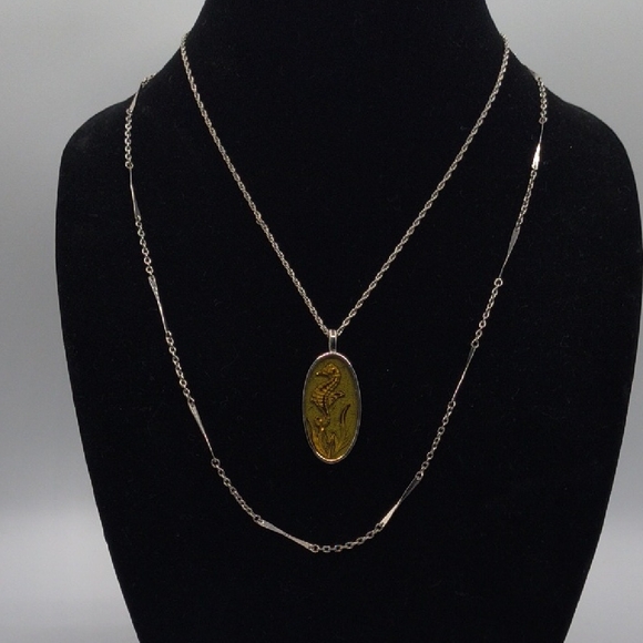 Aubrey Creations Double Strand Seahorse Pendant Silvertone Necklace - Picture 1 of 7